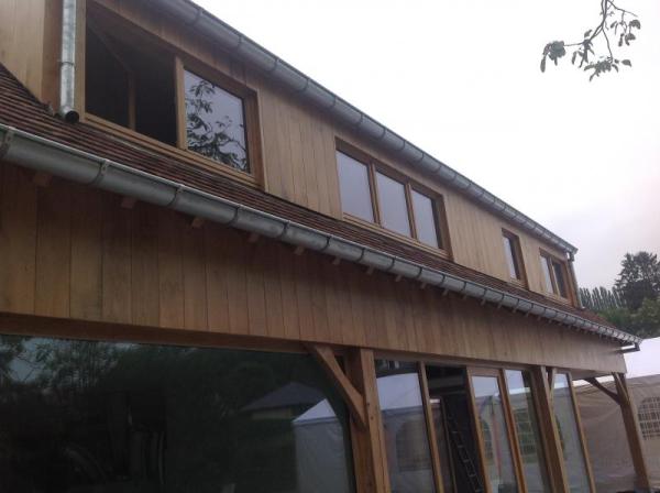 Landelijk bijgebouw in massief eiken