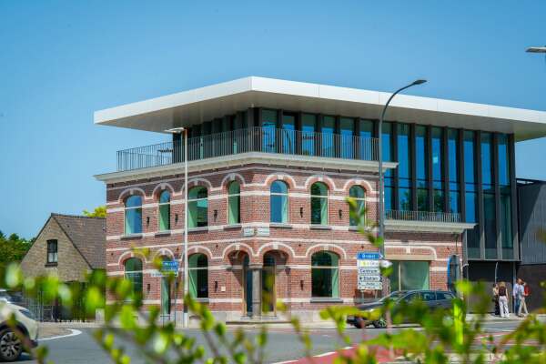 Lauwers – houten buitenschrijnwerk voor een professioneel project